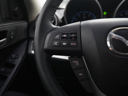 Used 2012 MAZDA MAZDA3 i Touring FWD image 23