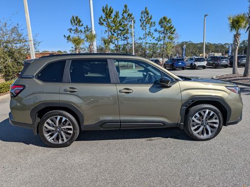Used 2026 Subaru Forester Touring AWD/4WD image 3