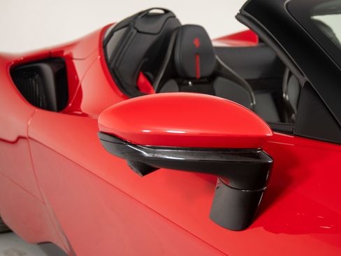 Certified 2025 Ferrari SF90 Spider image 33