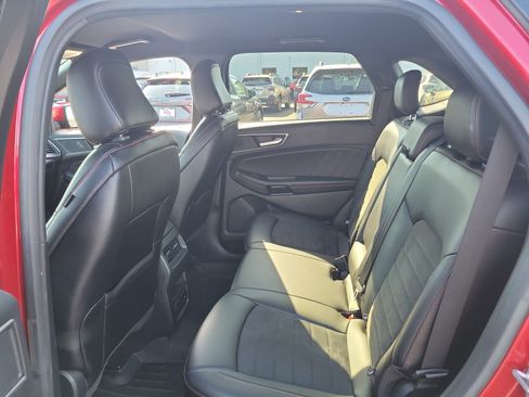 Used 2020 Ford Edge ST-Line image 13