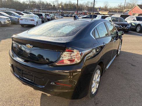 Used 2018 Chevrolet Volt Premier w/ Driver Confidence Package image 12