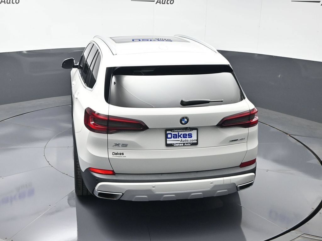 Used 2022 BMW X5 xDrive40i w/ Executive Package AWD/4WD image 51