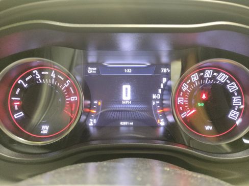 Used 2023 Dodge Challenger SXT RWD image 23
