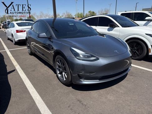 Used 2023 Tesla Model 3 Standard Range RWD image 1