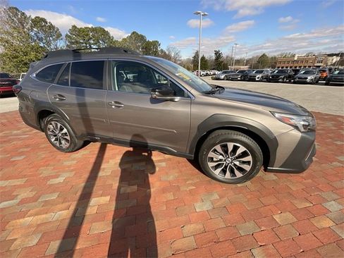 Used 2023 Subaru Outback Limited XT image 24