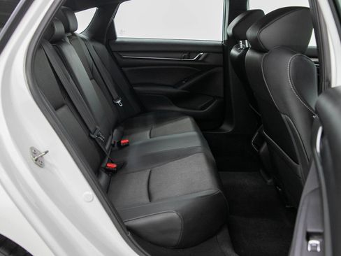 Used 2020 Honda Accord Sport image 12