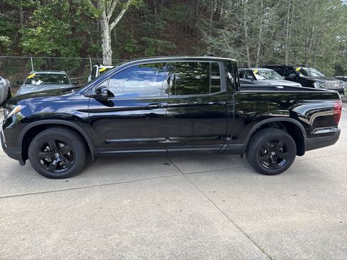 Used 2021 Honda Ridgeline Black Edition image 4