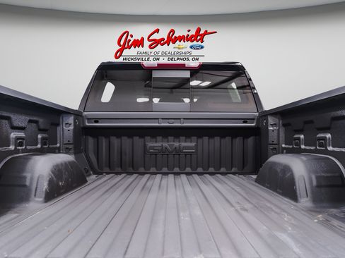 Used 2025 GMC Sierra 1500 Elevation w/ Elevation Premium Package AWD/4WD image 39