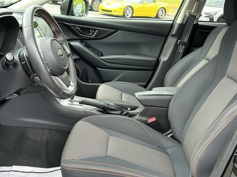 Used 2021 Subaru Crosstrek 2.0i Premium w/ Moonroof Package AWD/4WD image 10