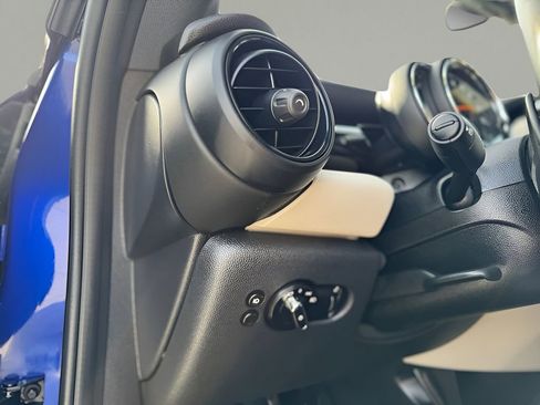 Used 2020 MINI Cooper S image 25