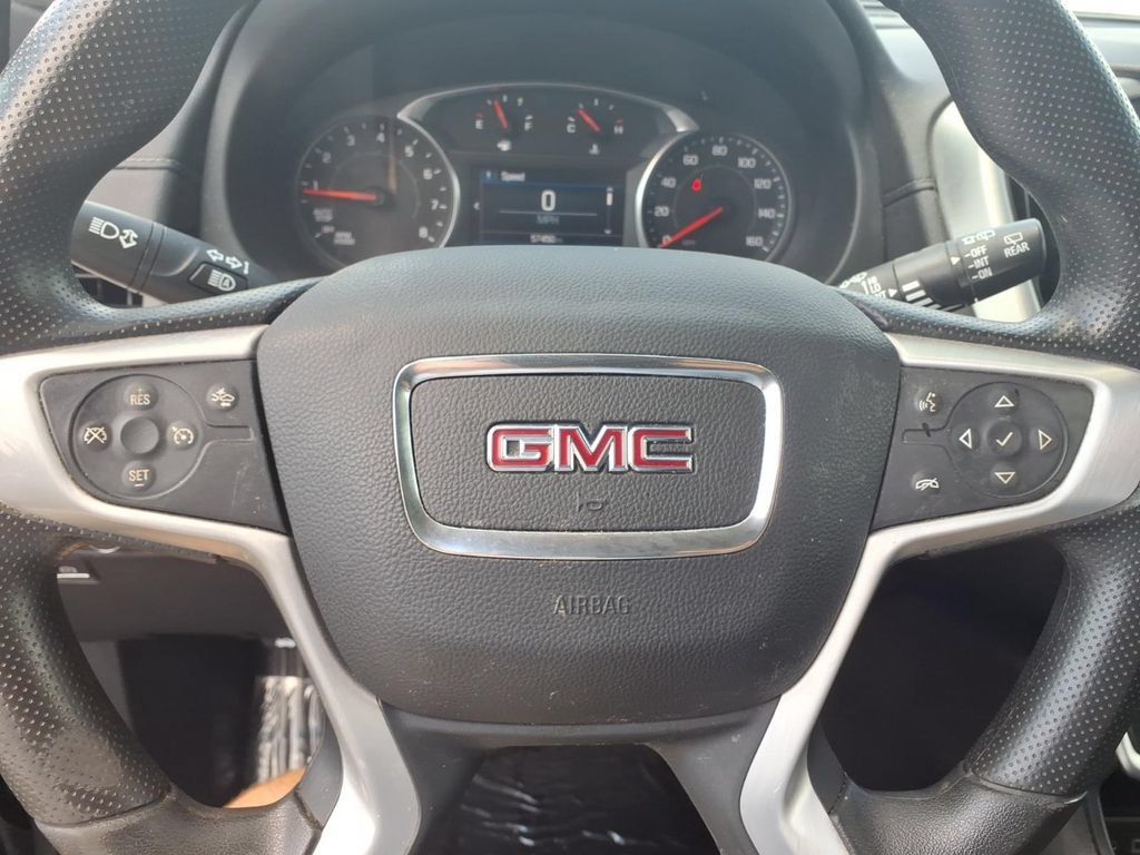 Used 2024 GMC Terrain SLE w/ Driver Convenience Package AWD/4WD image 7