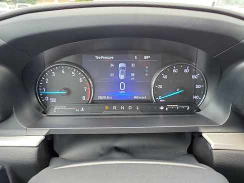 Used 2023 Ford Explorer XLT RWD image 33