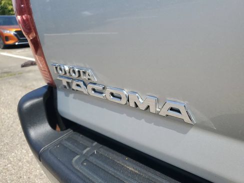 Used 2005 Toyota Tacoma 4x4 Double Cab w/ TRD Off-Road Pkg #2 image 20