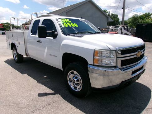 Used 2012 Chevrolet Silverado 2500 W/T AWD/4WD image 9