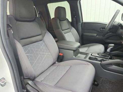 New 2026 Nissan Frontier SV w/ SV Convenience Package AWD/4WD image 40