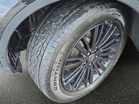 Used 2017 Land Rover Discovery HSE Luxury image 36