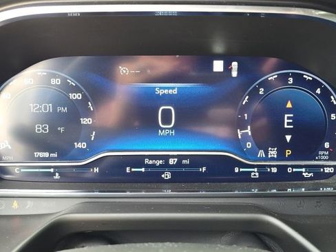 Used 2022 Chevrolet Tahoe High Country image 28