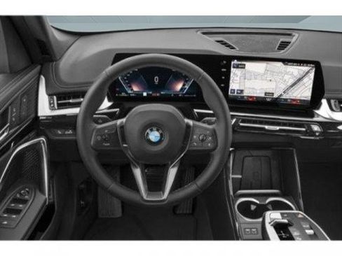 Used 2025 BMW X1 xDrive28i w/ Convenience Package AWD/4WD image 3