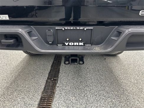 Used 2021 Jeep Gladiator Overland w/ Popular Equipment Package image 16