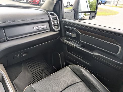 Certified 2024 RAM 2500 Laramie w/ Towing Technology Group image 16