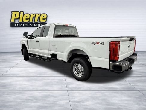 New 2026 Ford F250 XL w/ XL Chrome Package image 2