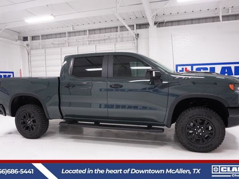 New 2026 Chevrolet Silverado 1500 ZR2 w/ Dark Appearance Package AWD/4WD image 4