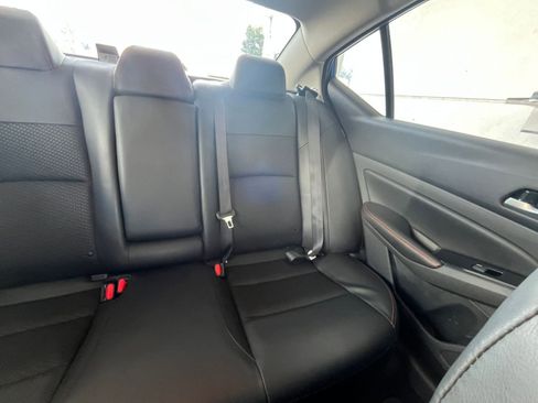 Used 2025 Nissan Altima 2.5 SR image 36