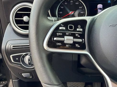 Used 2021 Mercedes-Benz GLC 300 image 36