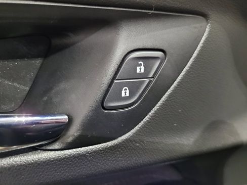 Used 2021 Chevrolet TrailBlazer ACTIV w/ Sun and Liftgate Package image 52