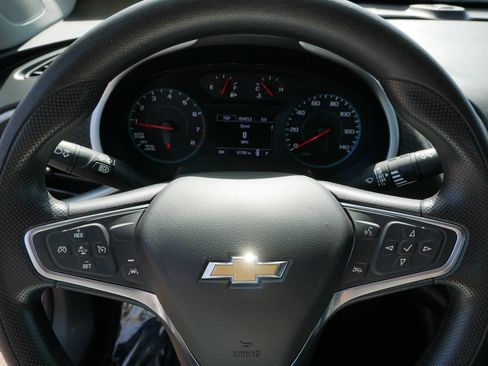 Used 2024 Chevrolet Malibu LT FWD image 25
