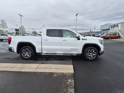 New 2026 GMC Sierra 1500 SLT w/ SLT Premium Package image 2