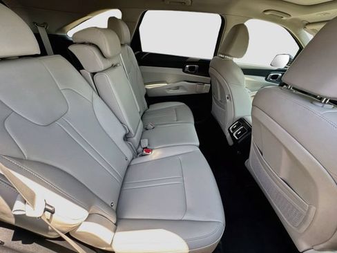 New 2026 Kia Sorento S w/ S Panoramic Sunroof Package FWD image 27