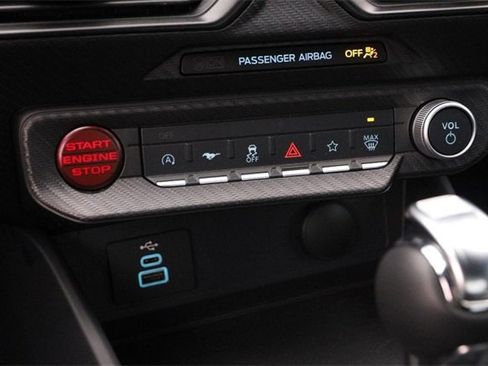 Used 2025 Ford Mustang Coupe image 17