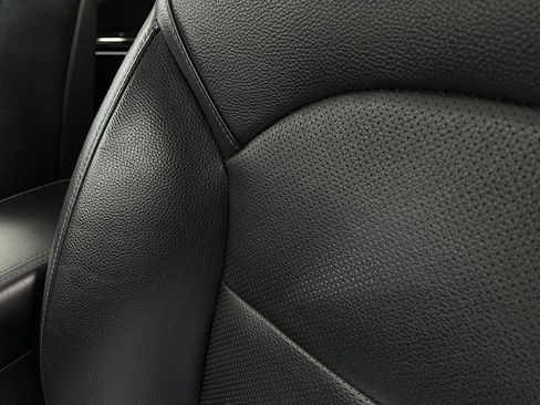 Used 2018 Kia Cadenza Technology image 19