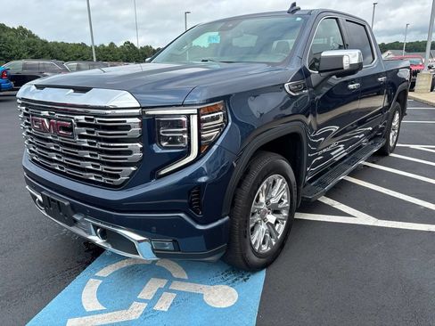 Used 2022 GMC Sierra 1500 Denali AWD/4WD image 5