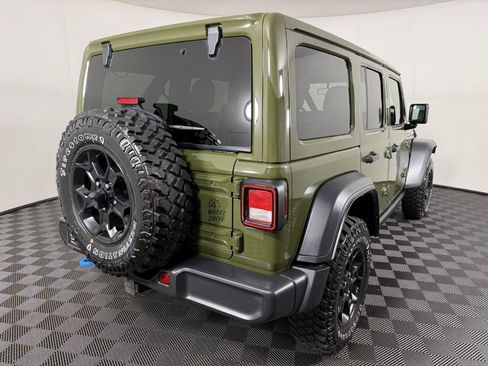 Used 2023 Jeep Wrangler Unlimited w/ Cold Weather Group AWD/4WD image 5