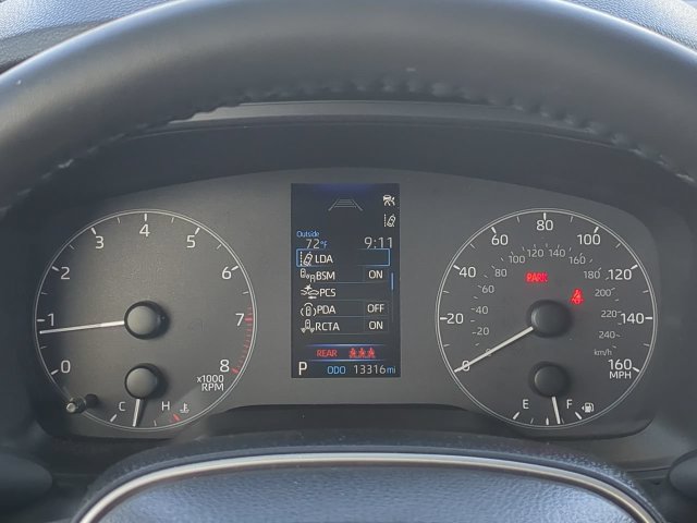 Certified 2025 Toyota Corolla Cross LE FWD image 30