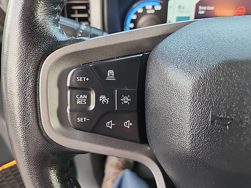 Used 2024 Ford Bronco Badlands AWD/4WD image 15