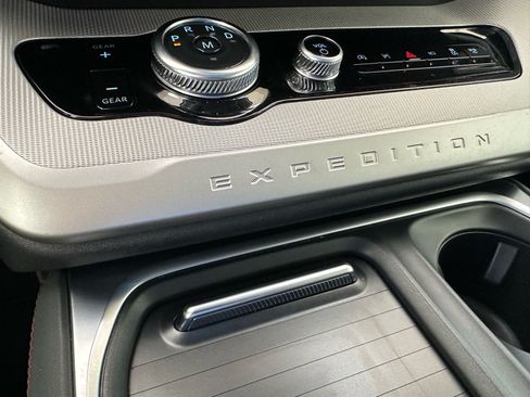 Certified 2025 Ford Expedition Max Active RWD image 34