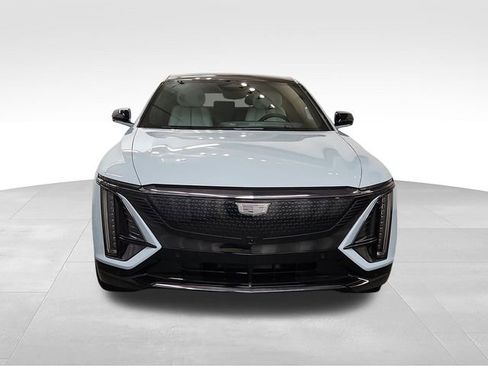 New 2025 Cadillac Lyriq Sport AWD/4WD image 15