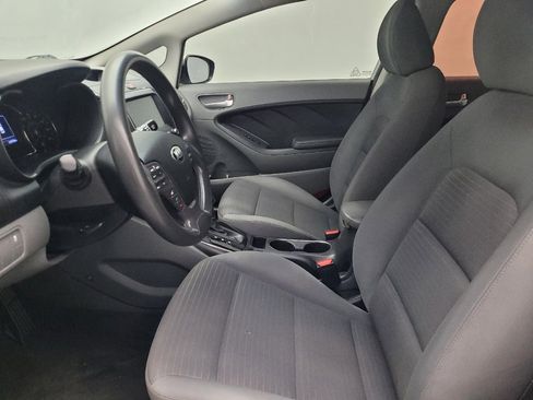 Used 2018 Kia Forte LX w/ LX Popular Package image 17