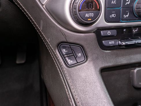 Used 2019 GMC Yukon XL SLT AWD/4WD image 22