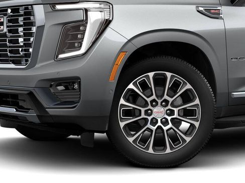 New 2026 GMC Yukon Denali w/ Advanced Technology Package AWD/4WD image 7