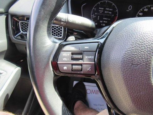 Used 2023 Honda Civic Sport image 17