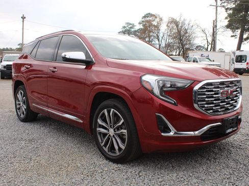 Used 2018 GMC Terrain Denali w/ Advanced Safety Package image 6