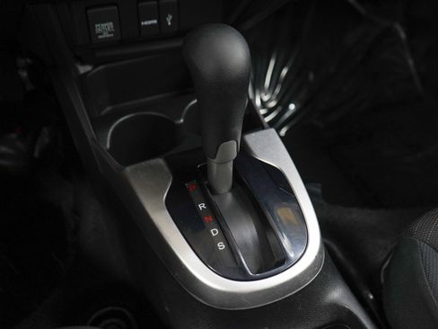Used 2015 Honda Fit EX image 22