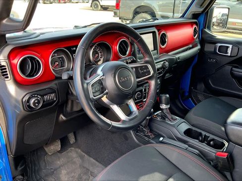 Used 2021 Jeep Gladiator Rubicon w/ Trailer Tow Package image 17