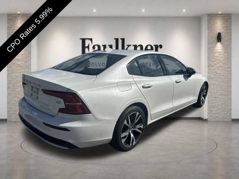 Used 2024 Volvo S60 B5 Core FWD image 5