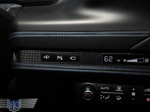 Used 2022 Ferrari F8 Tributo RWD image 31