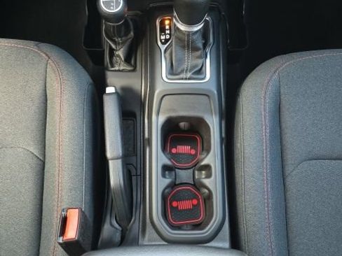 Used 2025 Jeep Gladiator Rubicon image 37